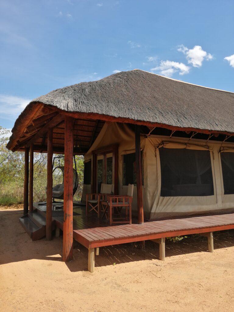 Safari Unterkunft, Zelt Luxus mit Hängeschaukel